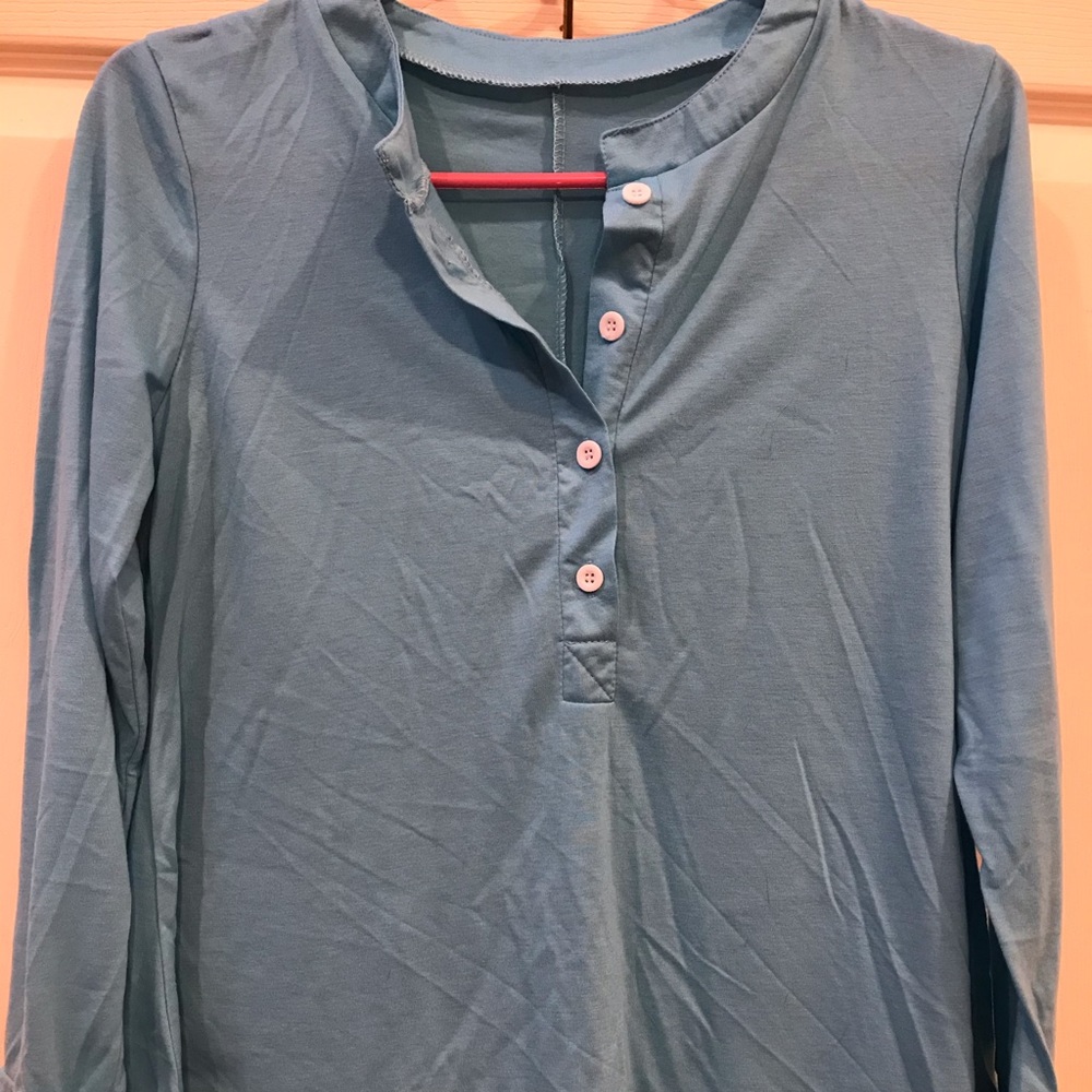 Long Sleeved Shirt; MEDIUM